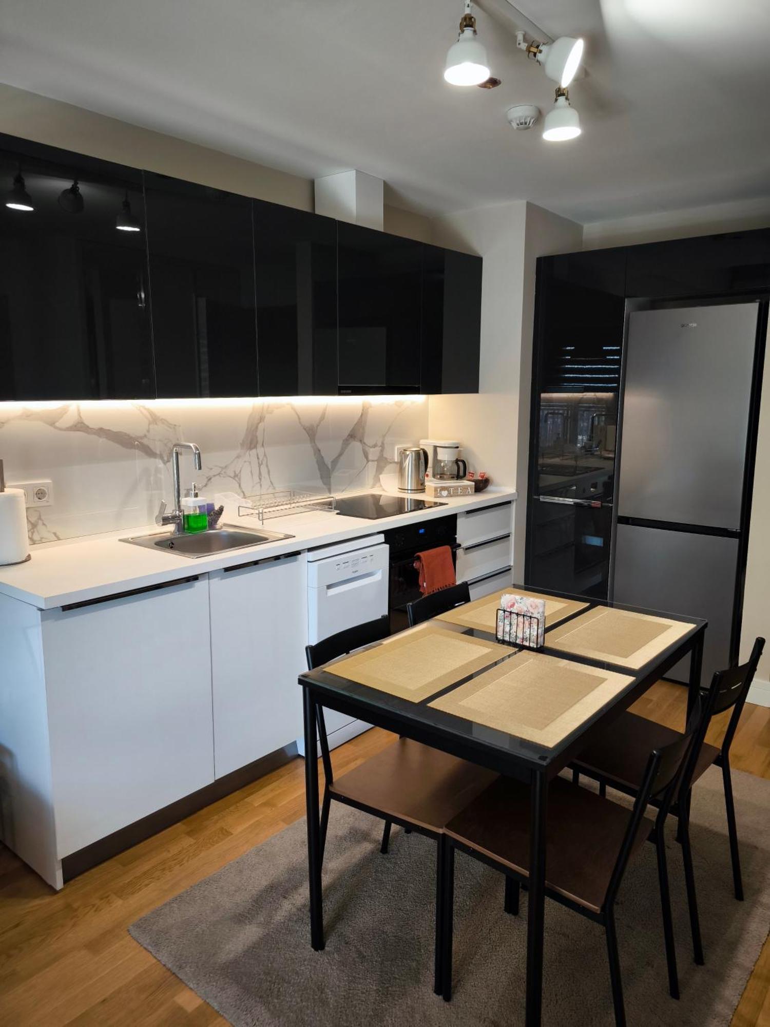 Diamond Apartment 158- Luxury In สโกเปีย ภายนอก รูปภาพ
